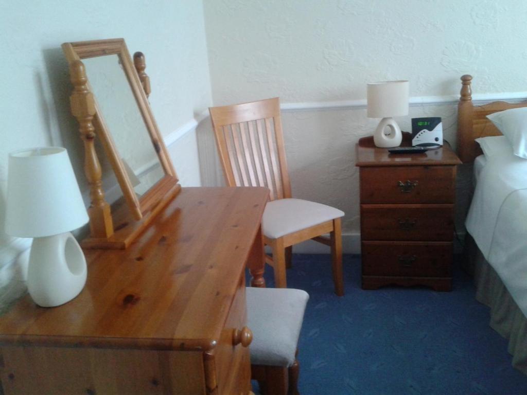 Gables Nest Bed & Breakfast Birmingham Bilik gambar