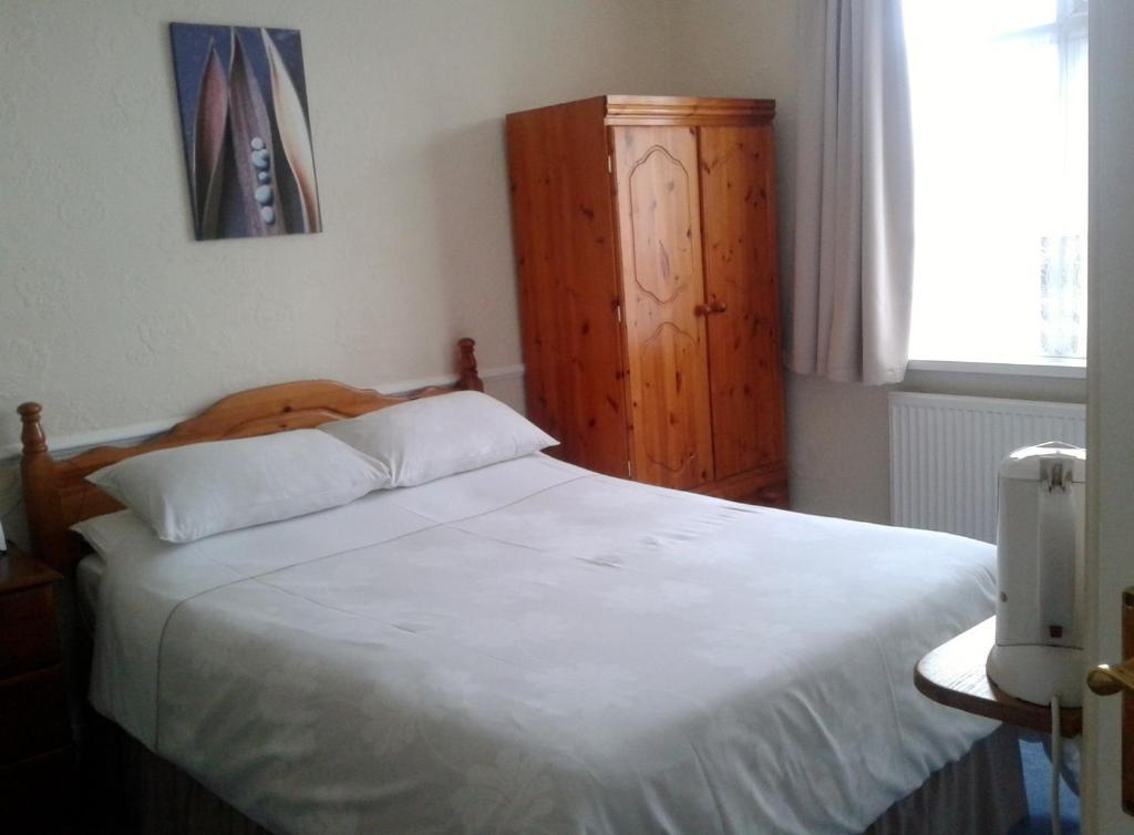 Gables Nest Bed & Breakfast Birmingham Bilik gambar