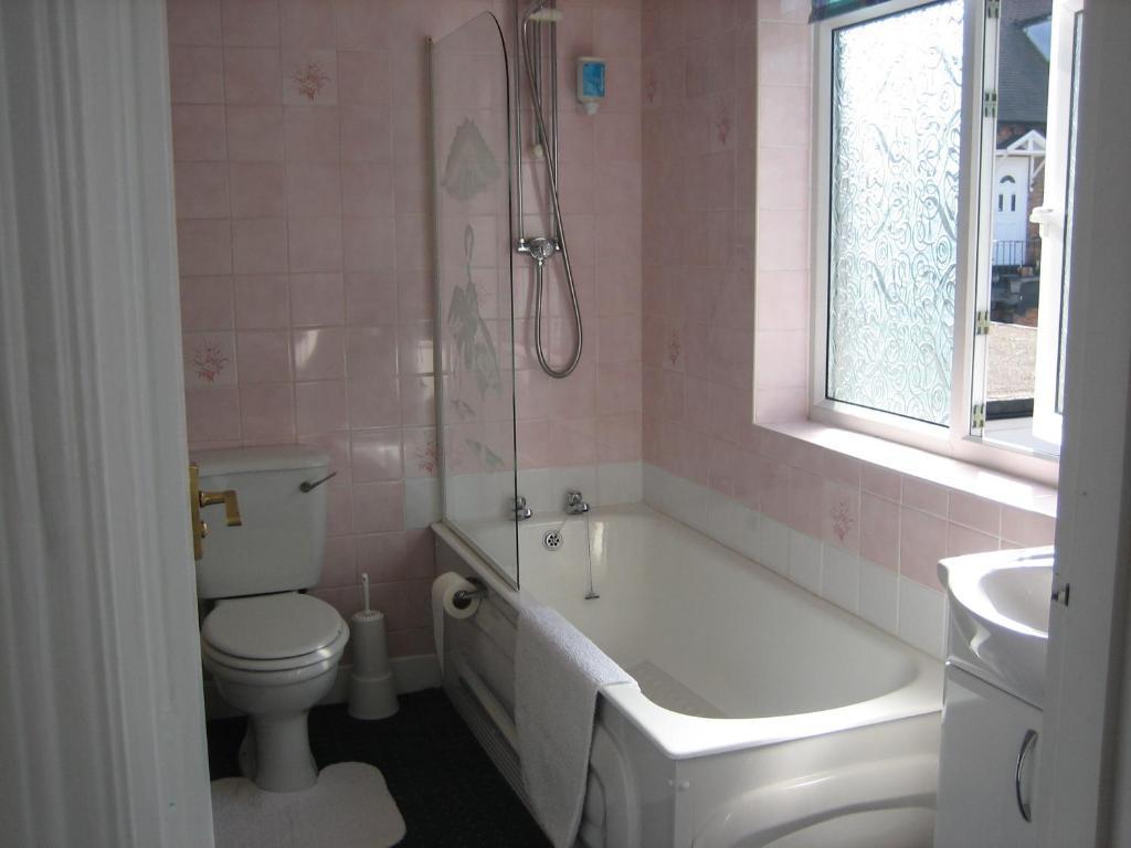 Gables Nest Bed & Breakfast Birmingham Bilik gambar